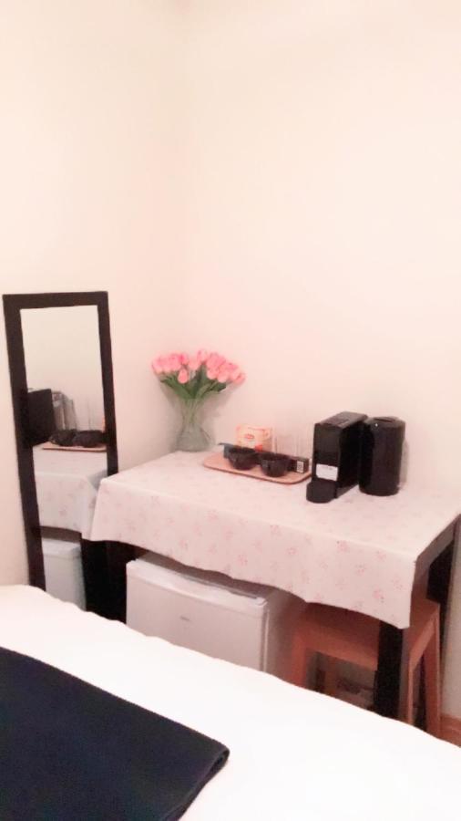Budget Small Room City Centre Oslo Esterno foto